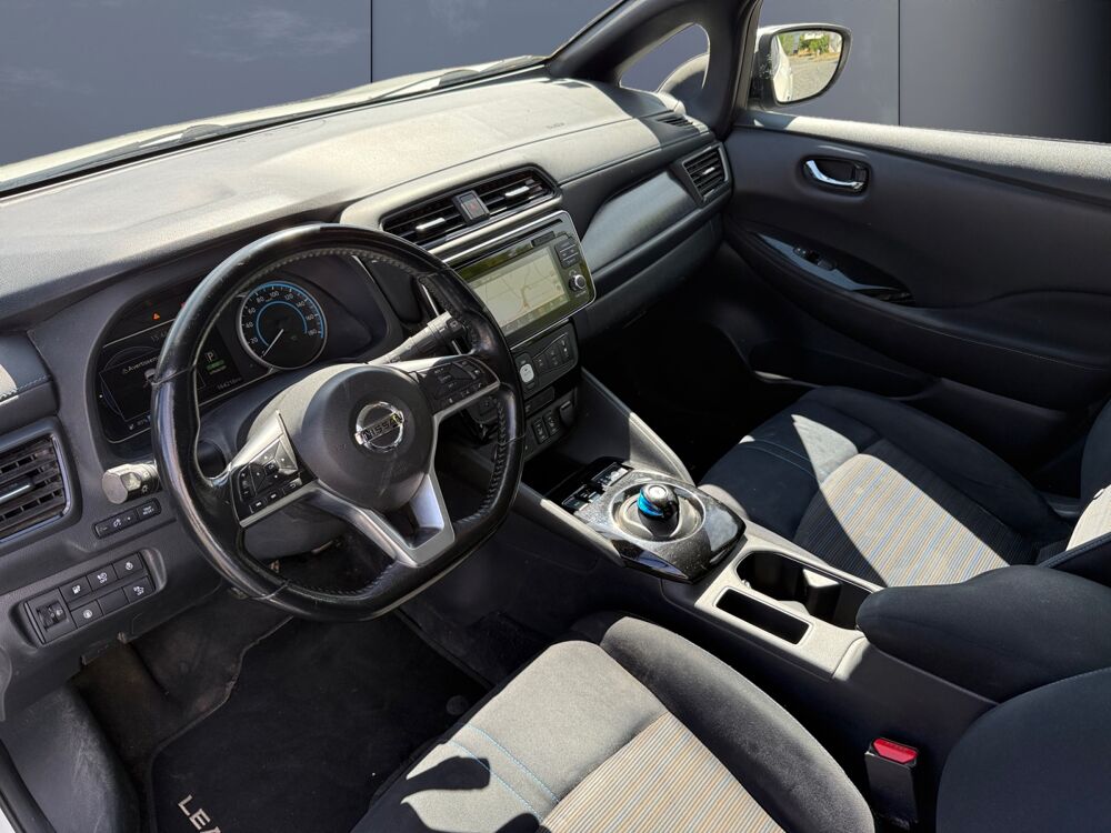 Leaf 150 ch Acenta Pack Confort /2eme G&eacute;n&eacute;ration/Android Auto/App 2018 occasion 43200 Yssingeaux