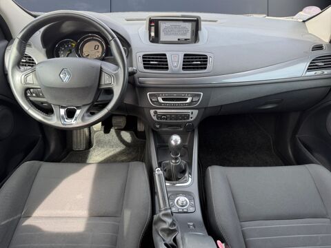 M&eacute;gane TCE 116 ch Energy Limited /2&egrave;me main/ Attelage 2015 occasion 38300 Bourgoin-Jallieu