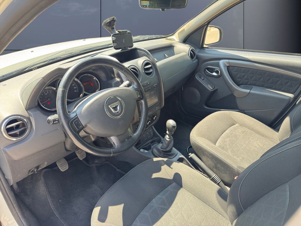 Duster 1.5 dCi 110 ch Prestige 4x2 /1ere main/Radar de recul/GPS 2015 occasion 84300 Cavaillon