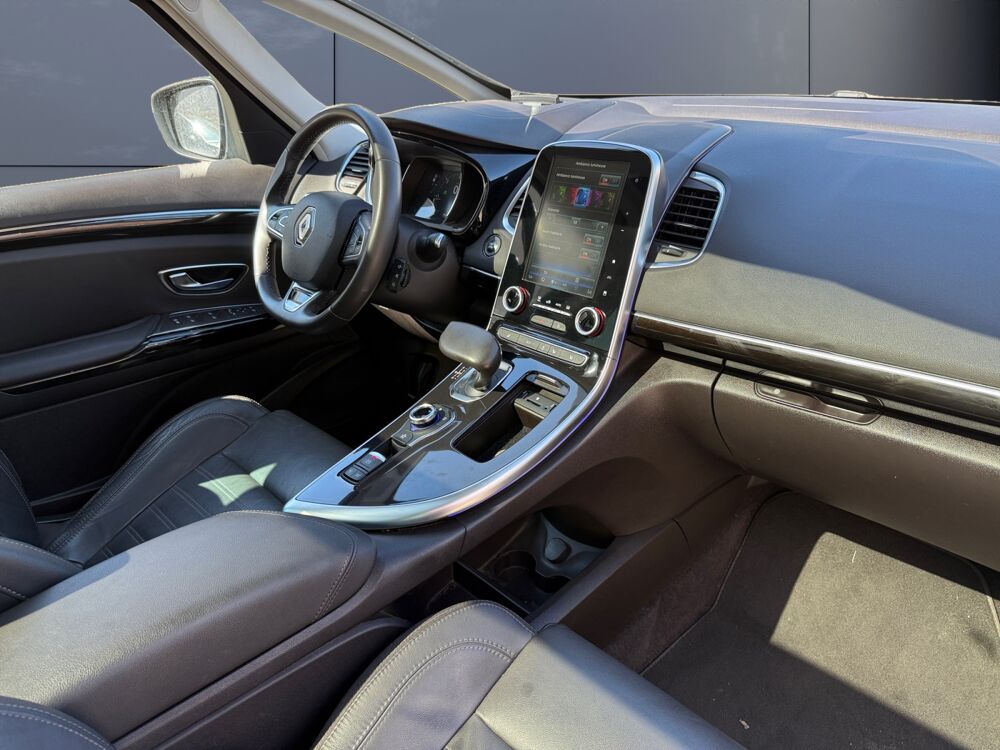 Espace 1.6 Dci Twin-turbo 160 Energy Initiale Paris /FULL OPTIONS 2016 occasion 76600 Le Havre