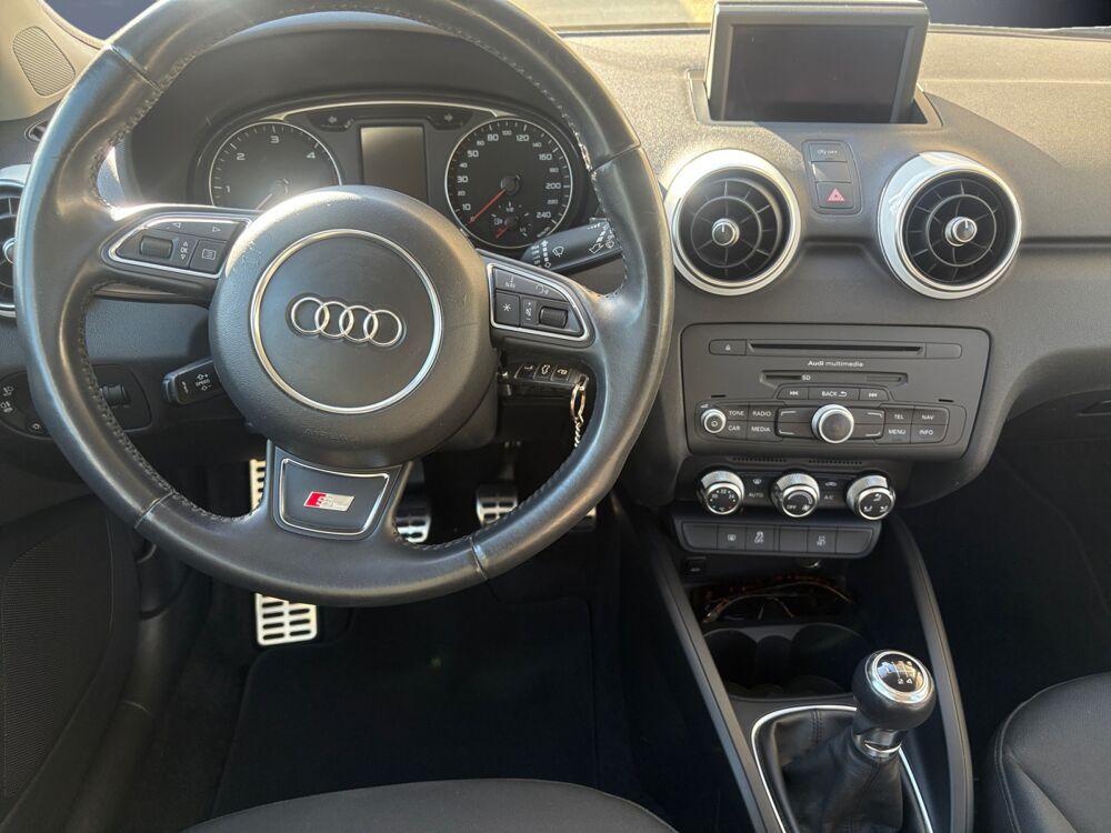 A1 Sportback 1.6 Tdi 90 ch S-line /Suivi complet 2014 occasion 43120 Monistrol-sur-Loire