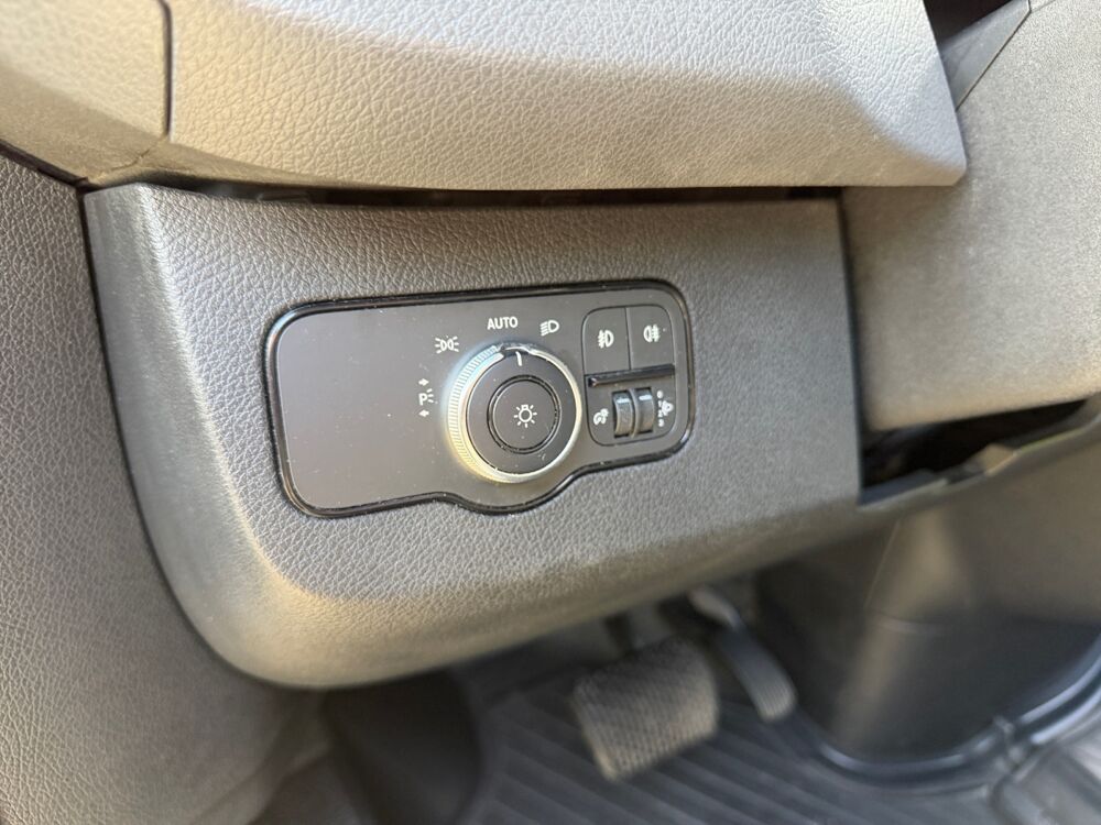 Sprinter Fourgon 37s 3.0 319 Bluetec 190 3t5 7g-tronic Bva 2019 occasion 34000 Montpellier
