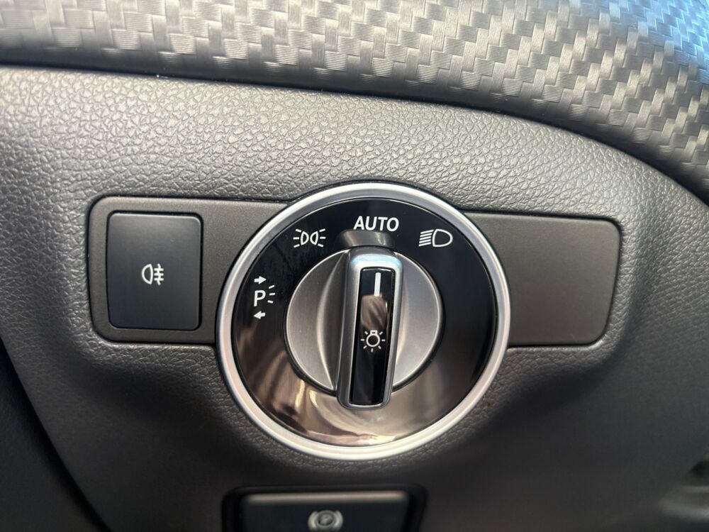 Classe A 220 Cdi 170 ch Amg Fascination 7g-dct /Toit ouvrant/Camera/C 2013 occasion 43120 Monistrol-sur-Loire