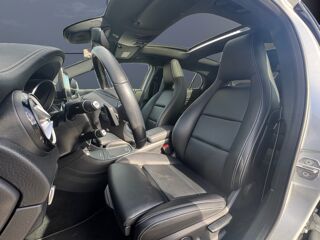 Classe GLA 180 122 ch Sport Edition /Toit Ouvrant/Carnet Mercedes/Si&egrave;ge 2019 occasion 59000 Lille