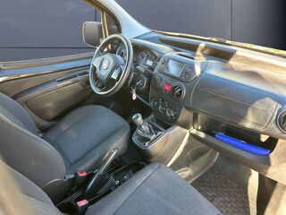 Fiorino Fourgon 75 ch Pack Mp3 Clim /Suivi d 'entretien/ Attelage 2017 occasion 43120 Monistrol-sur-Loire