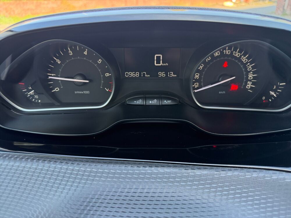 2008 Generation-i 1.2 82 ch Style Start-stop /CarPlay/Radar de Re 2018 occasion 59000 Lille