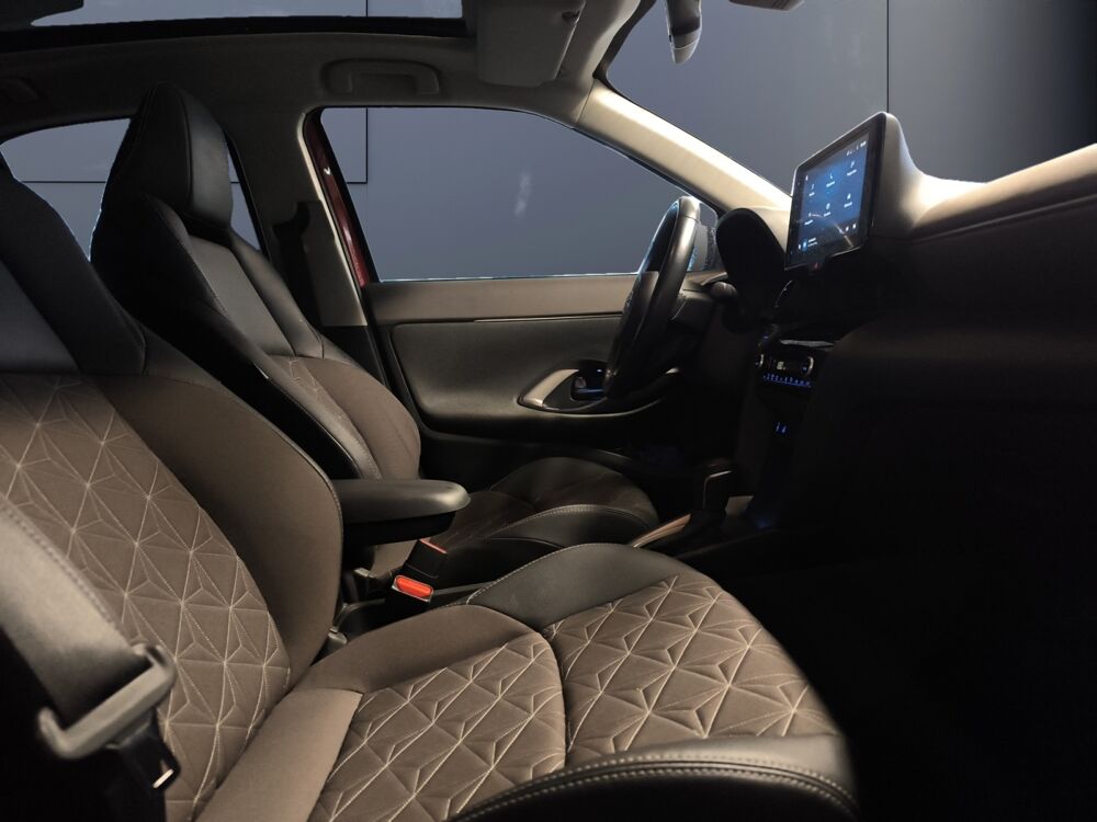 Yaris Cross 1.5 116 ch 90 Hybrid Full-hybrid 0.8kwh Collection Awd 2022 occasion 63500 Issoire