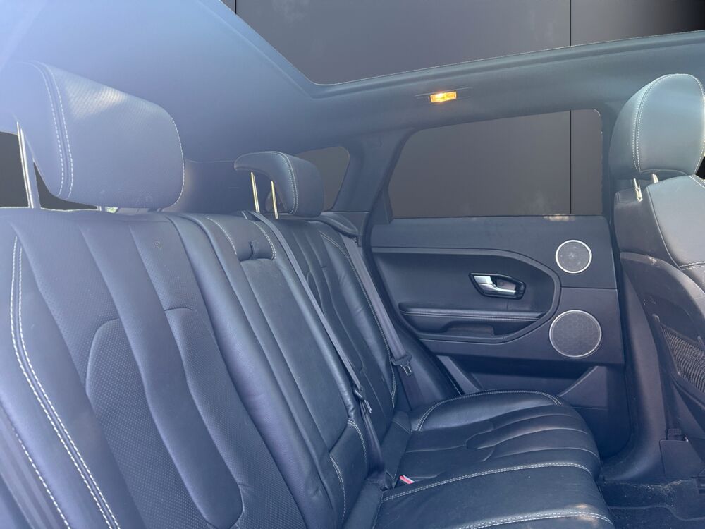 Range Rover Evoque 2.2 Td4 150 ch HSE 4wd Bva /Toit panoramique/Camera/Entretie 2014 occasion 19100 Brive-la-Gaillarde
