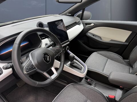 Clio 1.6 E-tech 145 ch Full-hybrid Techno Bva /Carplay/ Cam&eacute;ra de 2023 occasion 14400 Bayeux