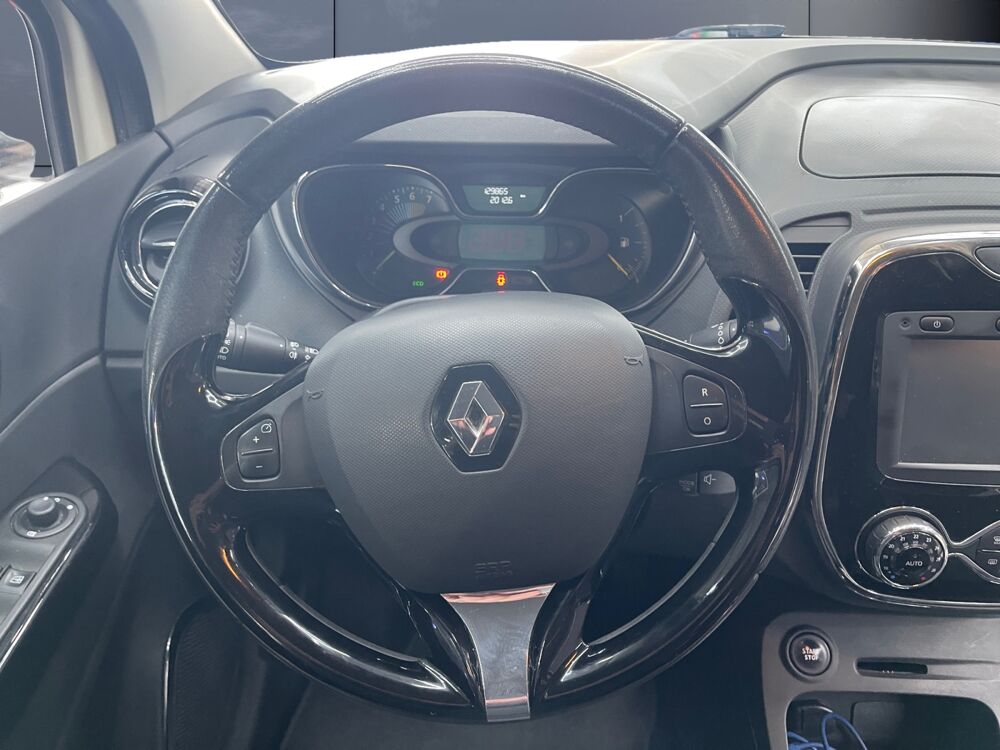 Captur 0.9 Tce 90 Energy Life Start-stop 2015 occasion 09120 Varilhes