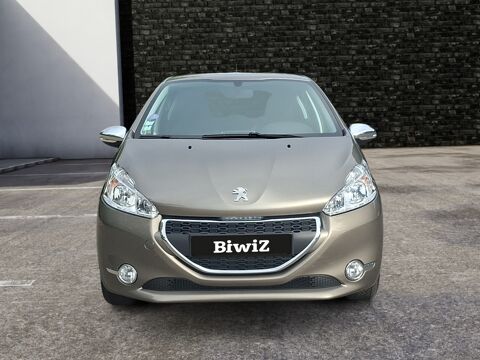 208 1.2 Vti 80 ch Urban Soul /Distri ok/Suivi complet entretiens 2013 occasion 43000 Le Puy-en-Velay