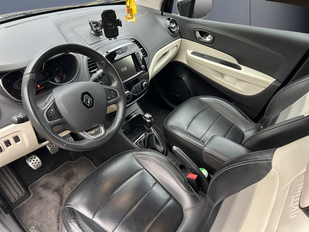 Captur 1.2 Tce 120 ch Energy Initiale Paris 2017 occasion 43120 Monistrol-sur-Loire