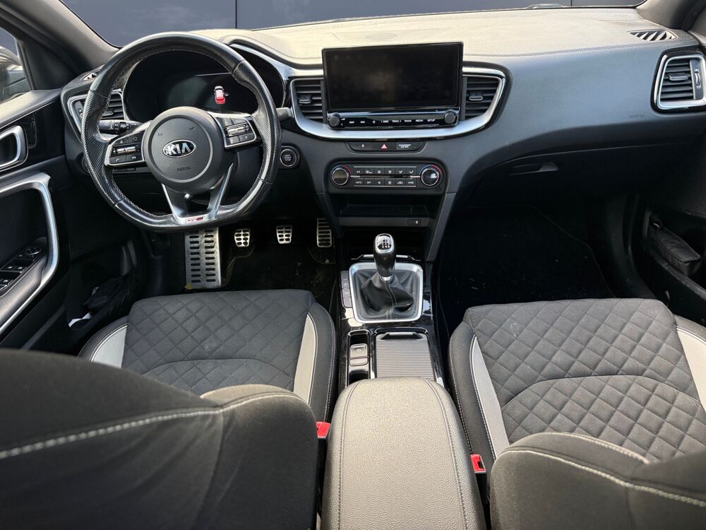 Ceed Sw 1.6 Crdi 136 ch Gt Line Isg BVM6 /Toit Ouvrant Panoramiqu 2021 occasion 14400 Bayeux