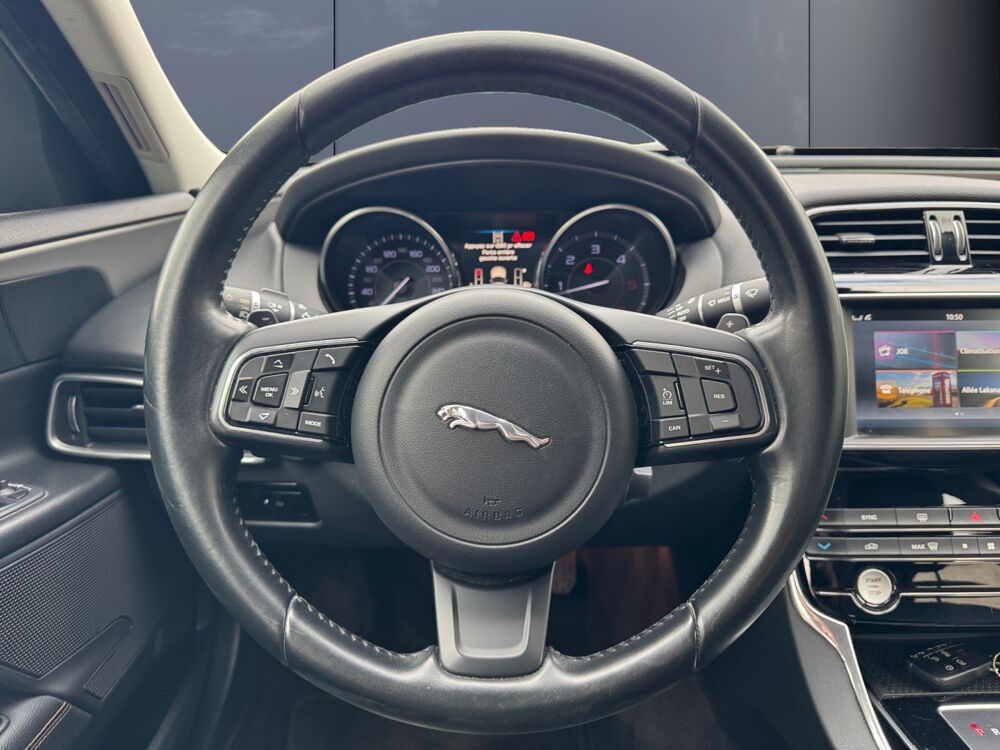 XE 2.0 D 163 ch E-performance Prestige Bva /Suivi Jaguar/2e Mai 2016 occasion 59000 Lille