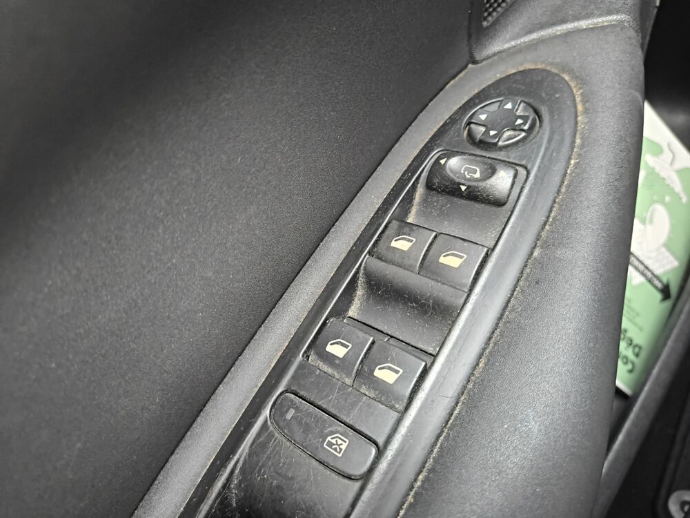 C4 1.6 e-Hdi 115 ch FAP Exclusive /GPS/Clim bizones/Radar Av et 2013 occasion 87000 Limoges