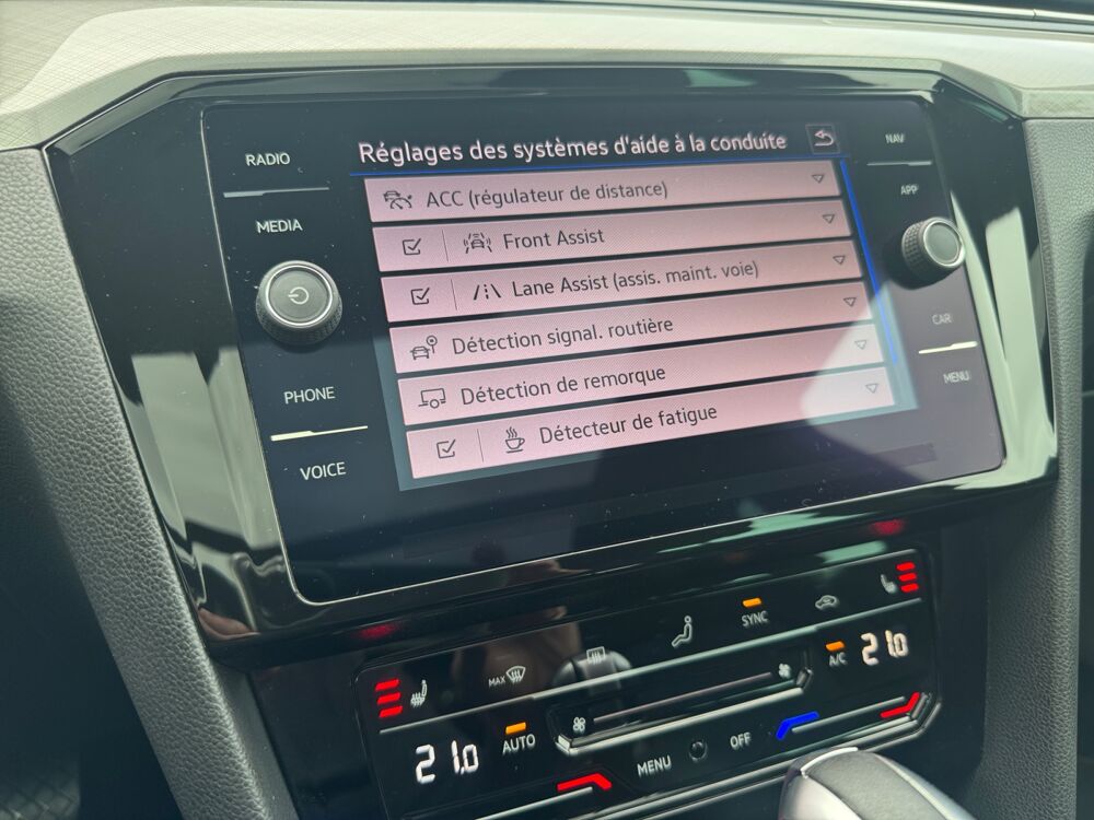 Passat SW 1.4 Tsi GTE 218 ch DSG Hybrid Rechargeable /Toit ouvrant/ 2020 occasion 14100 Lisieux