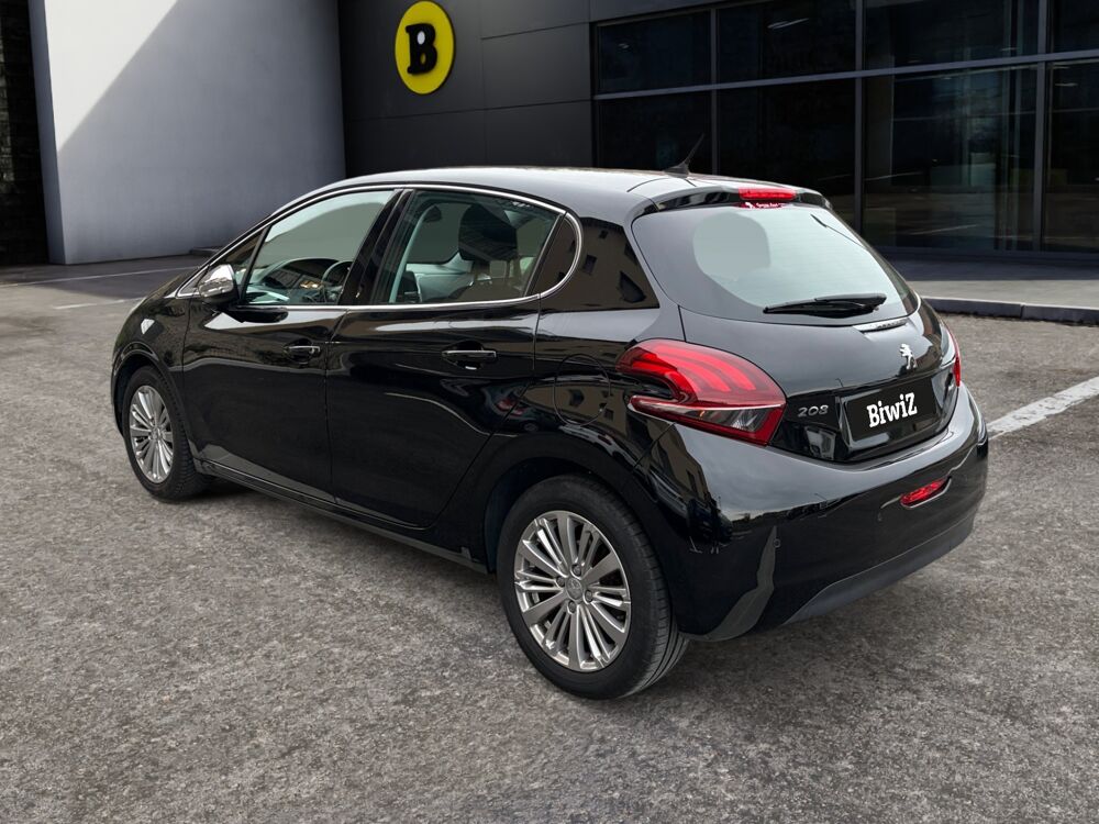 208 1.2l 110 ch Allure Start-stop /Carplay/Entretien complet Peu 2017 occasion 42700 Firminy