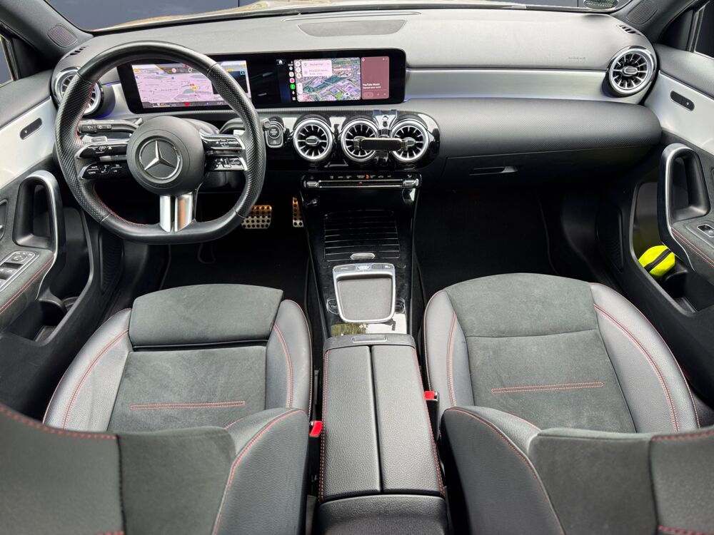Classe A 180 136 ch AMG Line 7G-DCT /Suivi/LED Ambiance/Si&egrave;ges/Volant 2023 occasion 59000 Lille