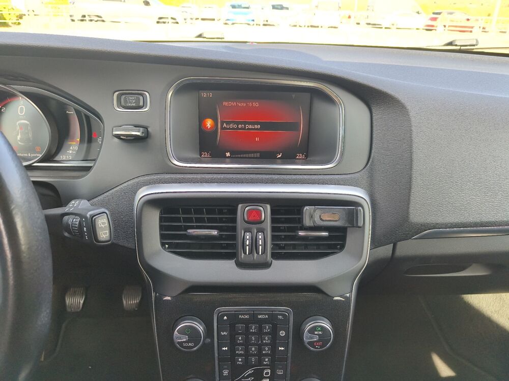 V40 2.0 D2 120 ch Eco Kinetic /Distribution ok 2018 occasion 01200 VALSERHONE