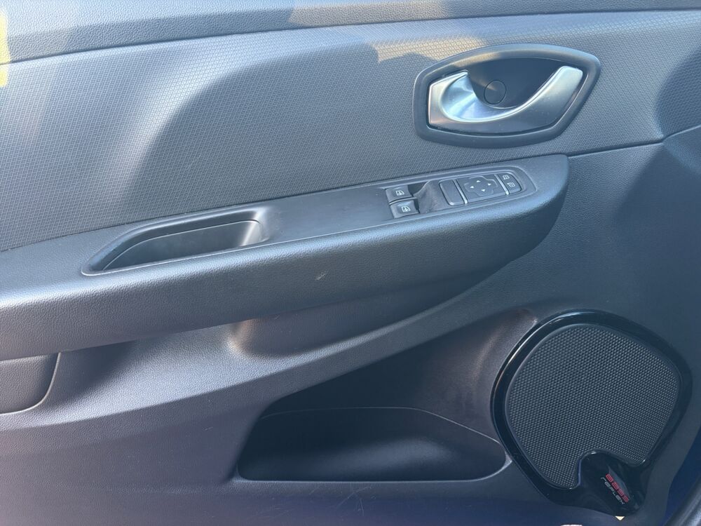 Clio 1.5 Dci 75ch Energy Zen /Ecran tactile/Bluetooth/Si&egrave;ges ISOF 2017 occasion 14000 Caen