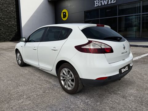 M&eacute;gane TCE 116 ch Energy Limited /2&egrave;me main/ Attelage 2015 occasion 38300 Bourgoin-Jallieu