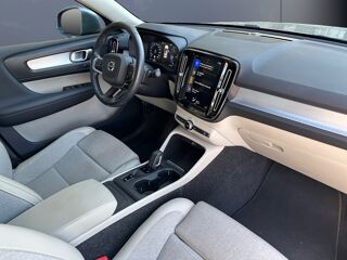 XC40 2.0 D3 150 Momentum 2wd Geartronic Bva /Cam&eacute;ra/r&eacute;gulateur/Si 2019 occasion 14100 Lisieux