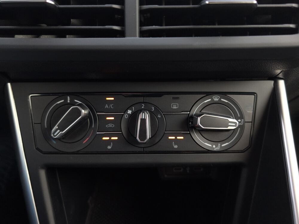 Polo 1.0 TSI 110 ch Life Plus DSG7 /Phares LED/Apple Carplay Andr 2023 occasion 69240 Thizy les Bourgs