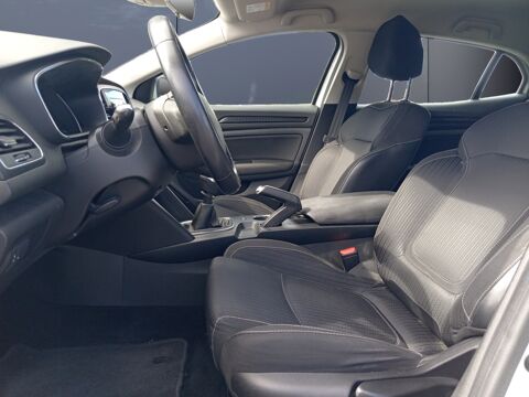 M&eacute;gane 1.5 dCi 110 ch energy Business 2016 occasion 43000 Le Puy-en-Velay