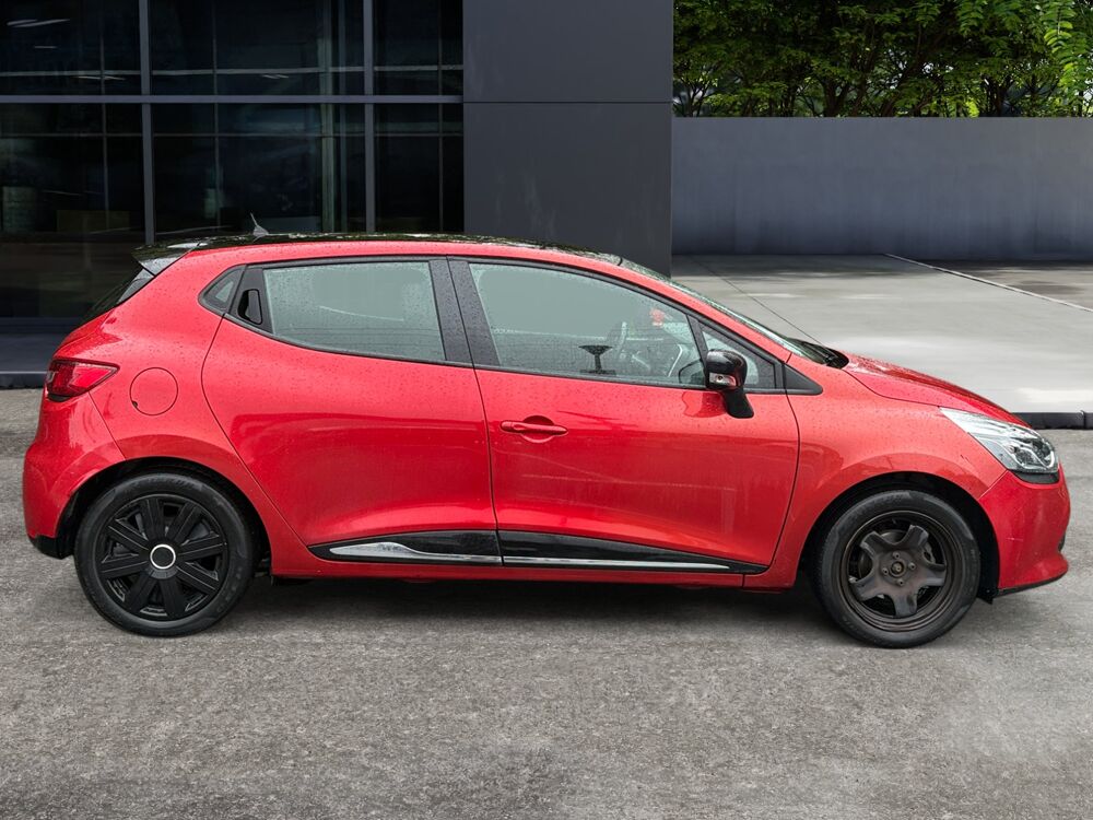 Clio 0.9 Tce 90 ch Energy Zen eco&sup2; /Moteur &agrave; cha&icirc;ne 2015 occasion 34000 Montpellier