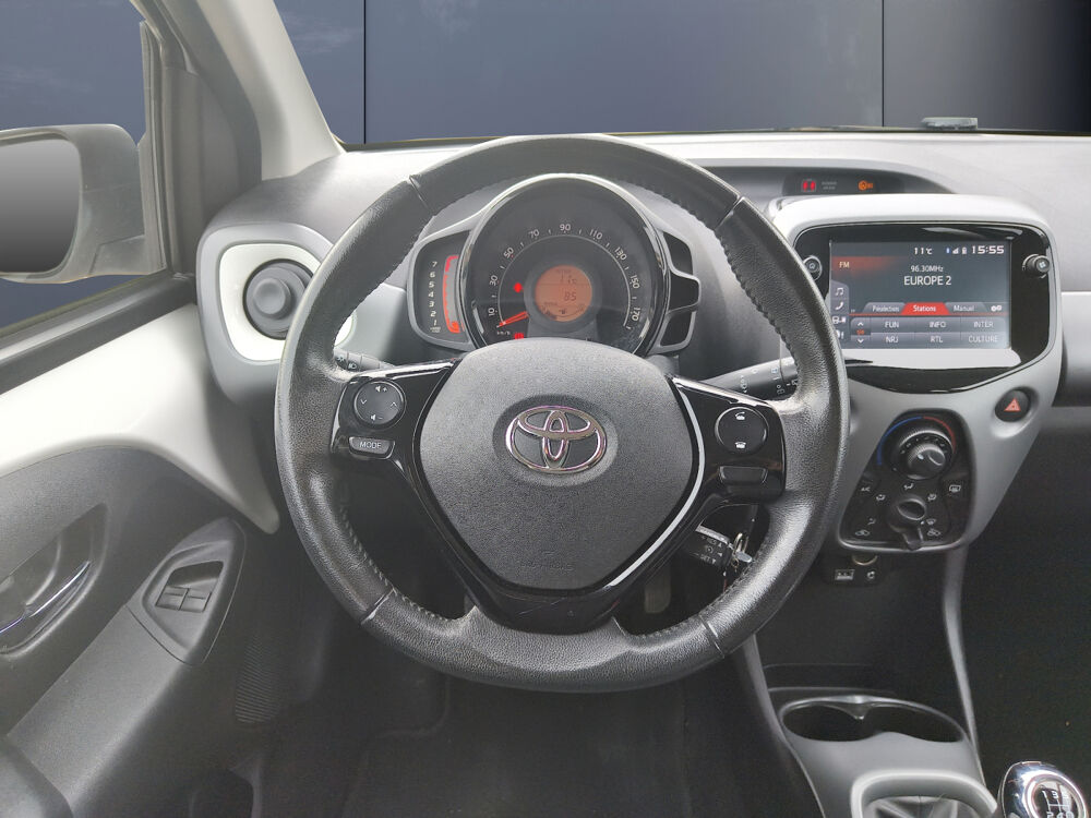 Aygo 1.0 Vvti 70 X-play 2018 occasion 01000 BOURG EN BRESSE