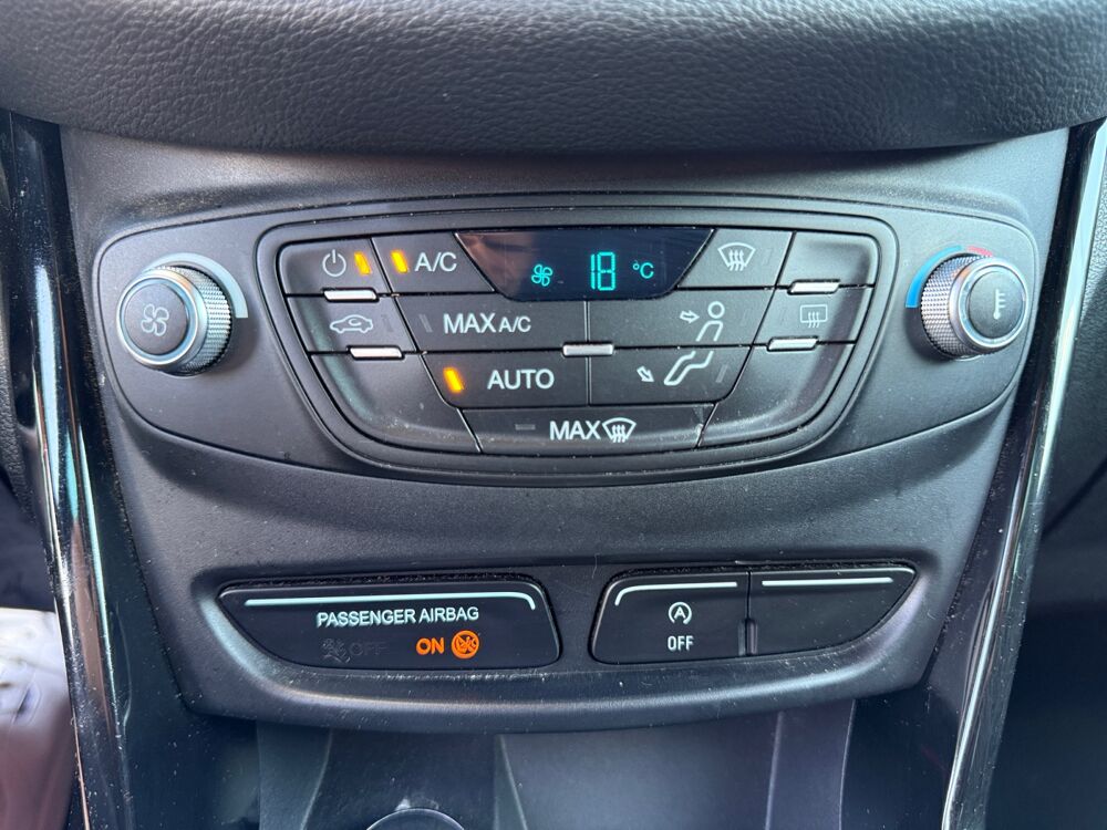 B-max 1.0 Ecoboost 125 ch Titanium /Climatisation Auto/Bluetooth/D 2015 occasion 44800 Saint-Herblain