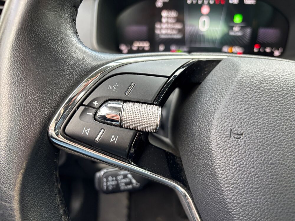 Karoq 2.0 Tdi 115 Scr Business 4x2 Dsg Bva /Camera/CarPlay 2023 occasion 43120 Monistrol-sur-Loire