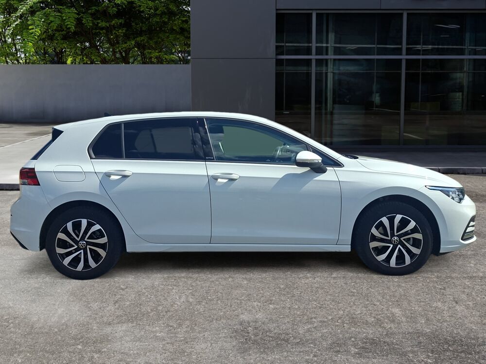 Golf 8 1.5 eTSI 130 ch active dsg7 /2eme main/Entretien Volkswage 2022 occasion 43000 Le Puy-en-Velay