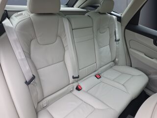 XC60 T6 Recharge 253 + 87 ch Business Executive Awd Geartronic PH 2021 occasion 34500 B&eacute;ziers