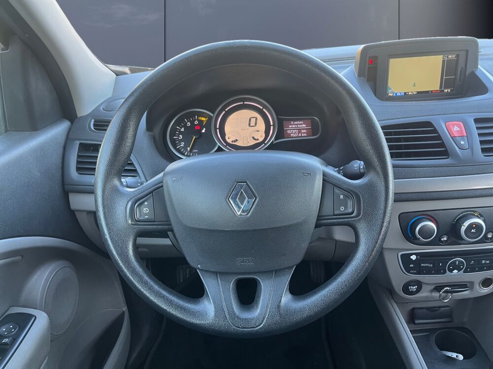 M&eacute;gane 1.6i 100 ch Tomtom Edition /Gps/Si&egrave;ge Chauffant/Clim Auto/Ja 2012 occasion 74200 Thonon-les-Bains