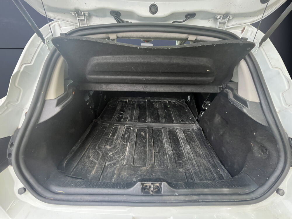 Clio 4 IV 1.5 DCi 90ch Societ&eacute; /Clim/Bluetooth/Distribution OK/En 2014 occasion 74200 Thonon-les-Bains