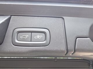 XC60 T6 Recharge 253 + 87 ch Business Executive Awd Geartronic PH 2021 occasion 34500 B&eacute;ziers