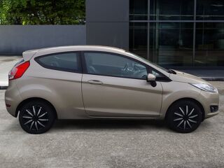 Fiesta 1.2 80 Edition 2016 occasion 12850 Rodez