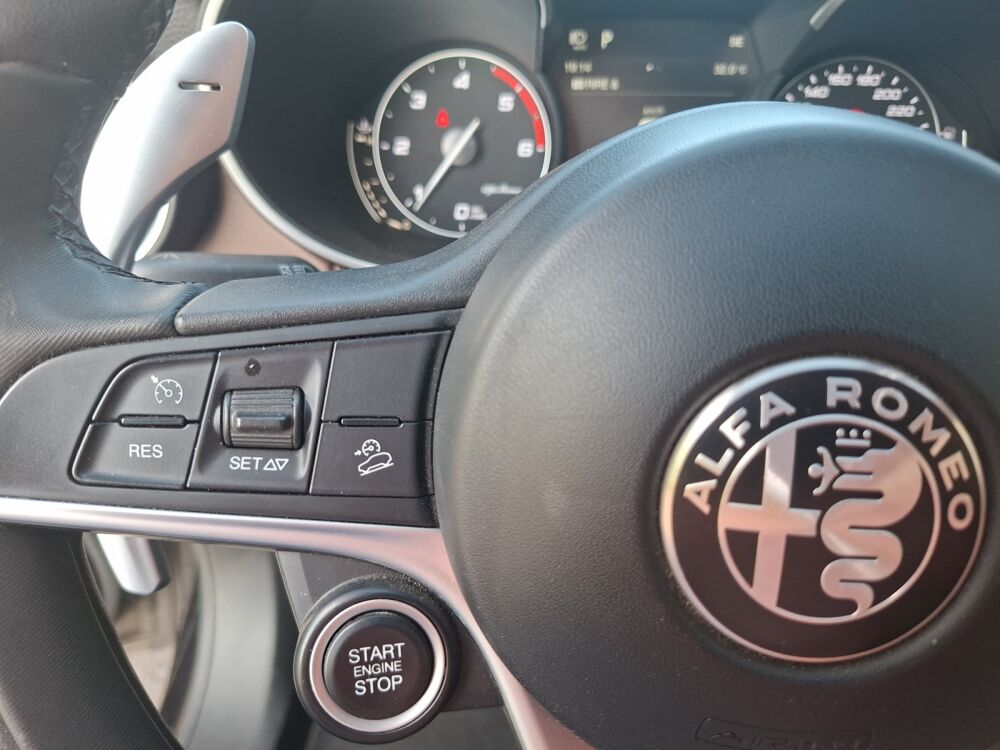 Stelvio 2.2 D 190 ch Sport Edition Bva /2eme main/Si&egrave;ge conducteur c 2019 occasion 43000 Le Puy-en-Velay