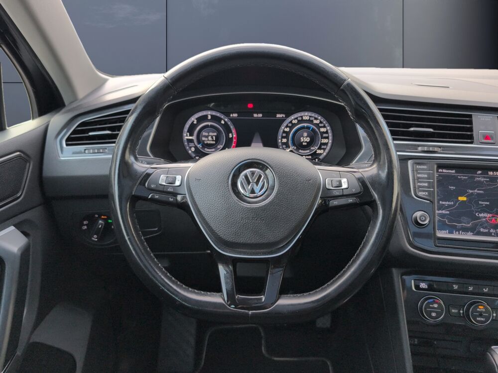 Tiguan 2.0 TDI 150 ch Bluemotion Carat 4Motion DSG7 /Toit ouvrant p 2017 occasion 69170 Tarare