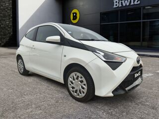Aygo 1.0 Vvti 70 X-play 2018 occasion 01000 BOURG EN BRESSE