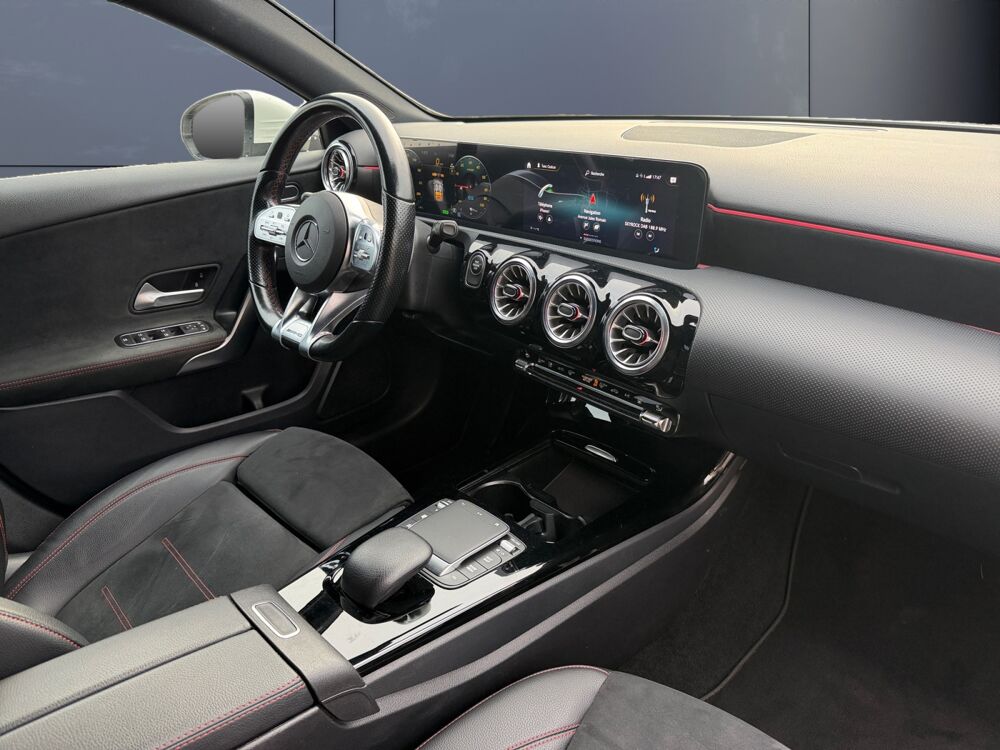 Classe A 1.3 250 E 218 ch Hybrid Amg Line 8g-dct /Origine France/Suiv 2022 occasion 43120 Monistrol-sur-Loire