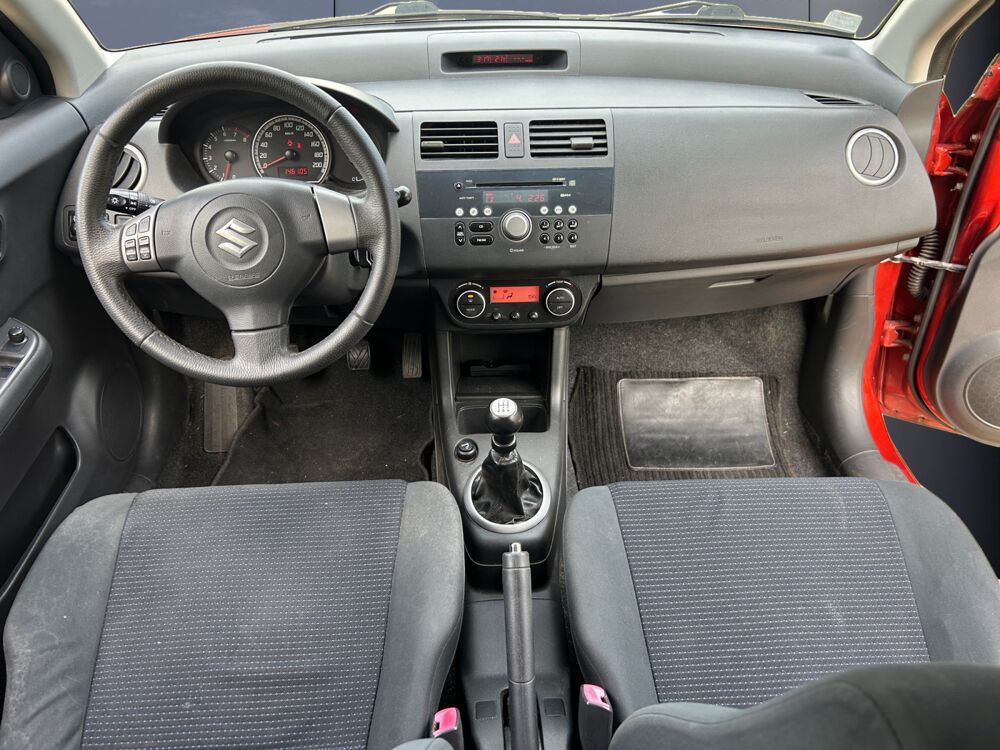 Swift 1.3 Vvt 90 Glx S 2009 occasion 46000 Cahors