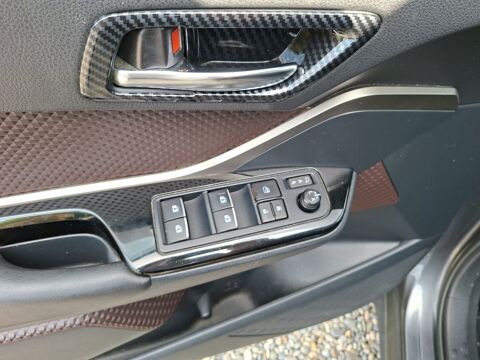 C-HR 1.2 T 115 ch Graphic 2WD /Cam&eacute;ra de recul/Attelage/Becquet a 2017 occasion 83910 Pourri&egrave;res