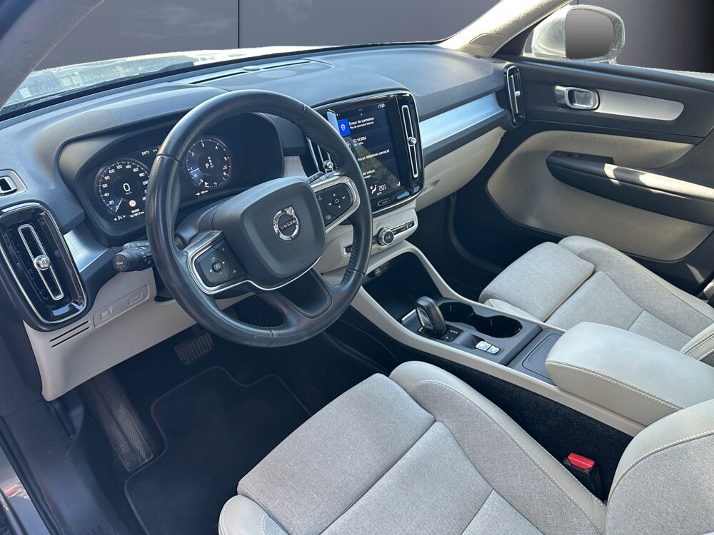 XC40 2.0 D3 150 Momentum 2wd Geartronic Bva /Cam&eacute;ra/r&eacute;gulateur/Si 2019 occasion 14100 Lisieux