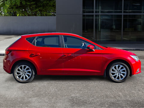 Leon 1.2 Tsi 110 ch Style Start-stop /Si&egrave;ges chauffants / Radars 2016 occasion 43000 Le Puy-en-Velay
