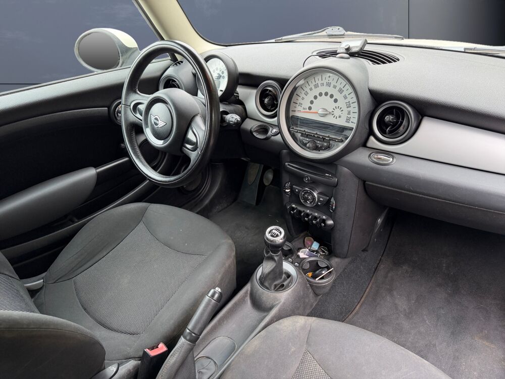 Cooper 1.6 75 ch One DOCKLANDS 2012 occasion 34000 Montpellier