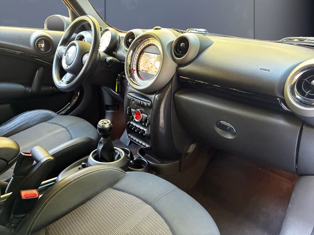 Countryman Cooper 2.0 SD 143ch Pack Red Hot Chili /Cha&icirc;ne remplac&eacute;e/Rad 2013 occasion 19000 TULLE