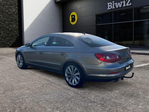 Passat 2.0 140 ch Carat /Toit Ouvrant/Attelage/Cuir 2010 occasion 49100 Angers