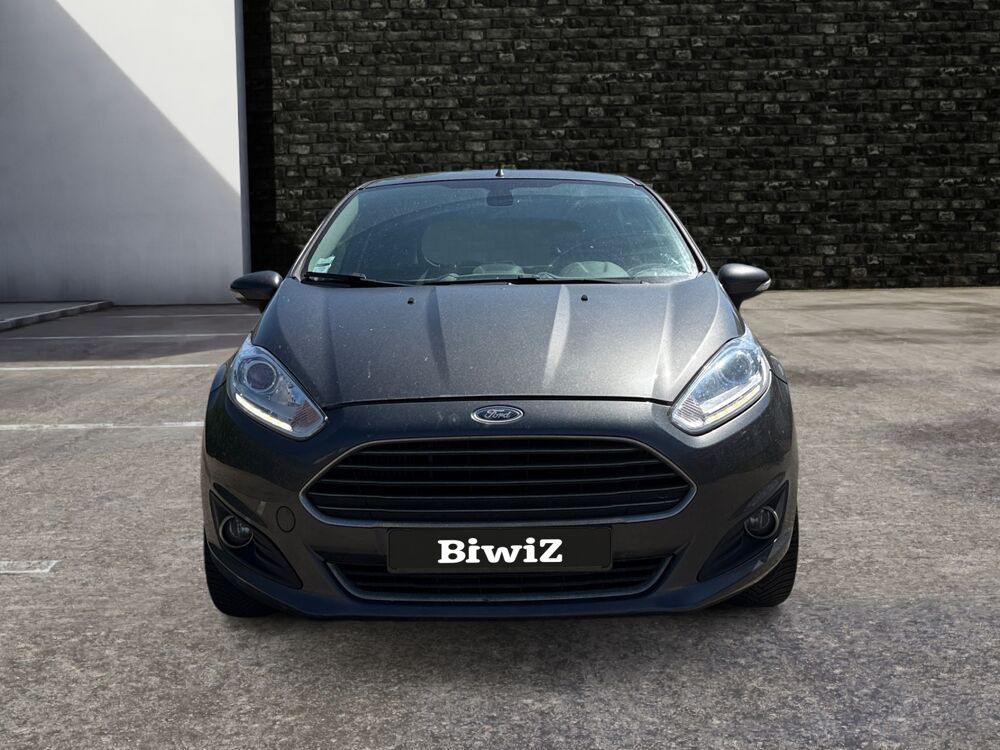 Fiesta 1.5 Tdci 95 ch titanium / Possibilit&eacute; 5 places / 1&egrave;re Main 2016 occasion 01150 Blyes